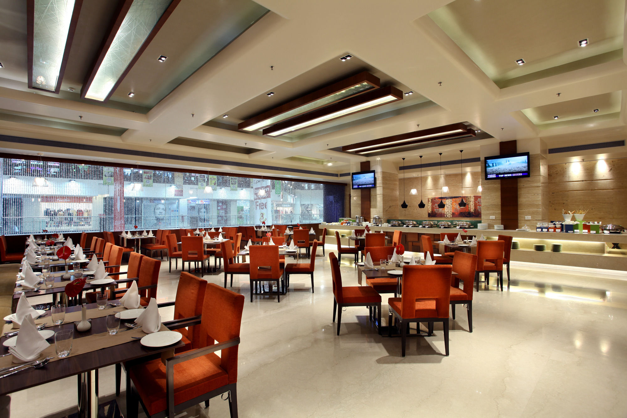 Mahagun Sarovar Portico Suites Газиабад Экстерьер фото