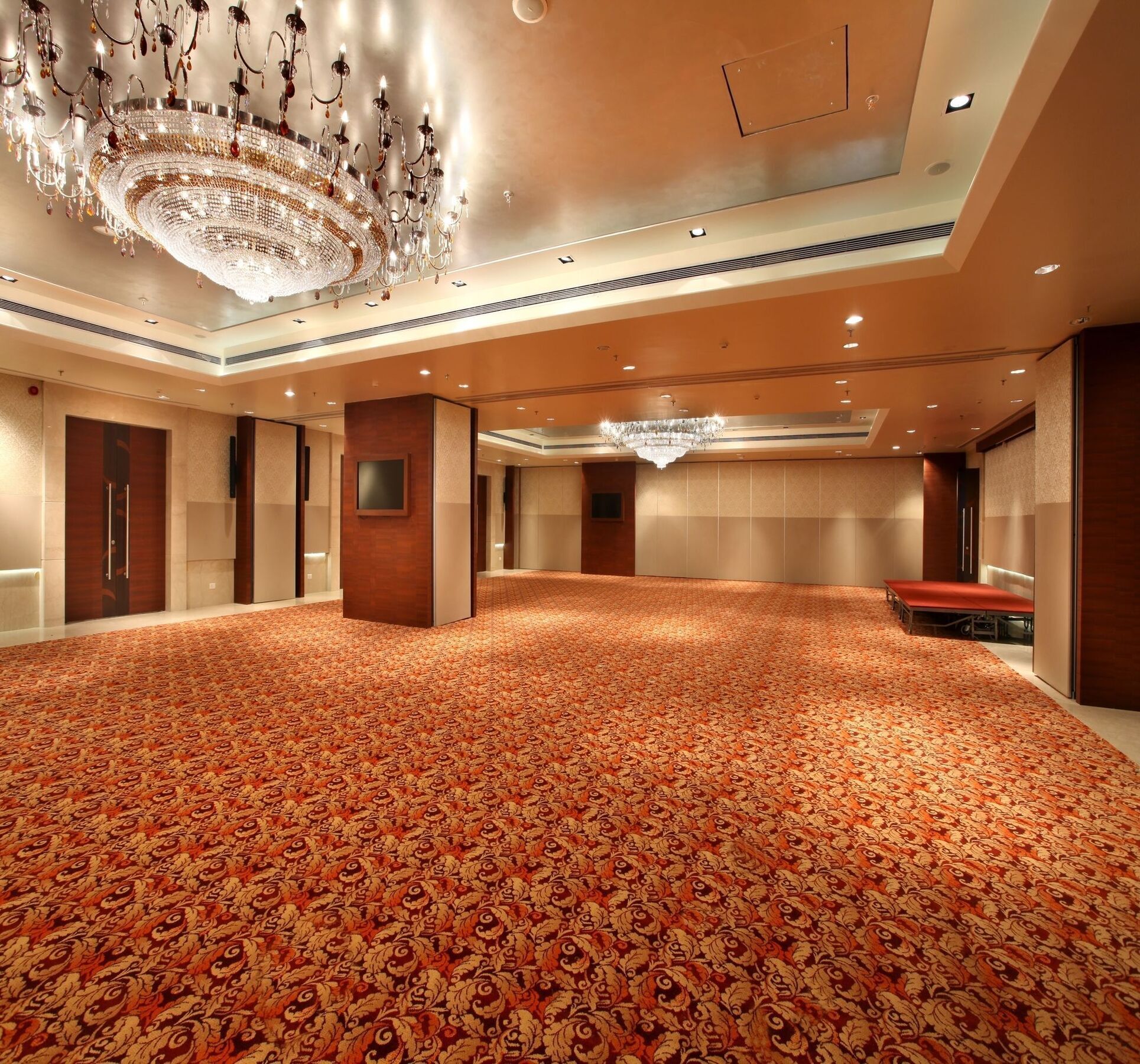 Mahagun Sarovar Portico Suites Газиабад Экстерьер фото